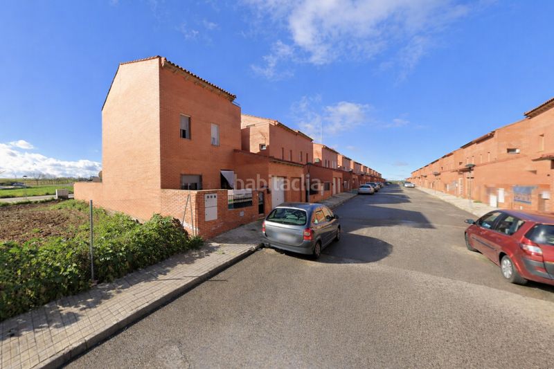 Foto 1688d924-1ce3-4c84-9d48-7d8650b64b5d. Casa amb aparcament a Magán