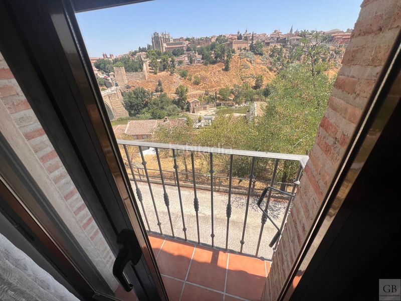 Foto 209a775f-6a9a-49bf-8d5c-423e7dbb1fb1. Xalet amb calefacció a Los Cigarrales-La Bastida Toledo