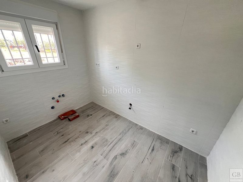 Foto af42b4fe-ca68-463d-b121-8ea61a3cec09. Chalet con riscaldamento parcheggio in Almonacid de Toledo