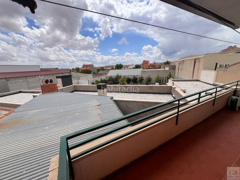 Foto 97ecf78b-bb16-4e0d-8d24-e10ea10e46e9. Rent flat with heating in Consuegra