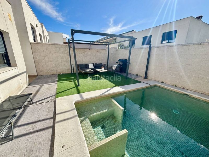 Foto 4076f12d-d2bc-4a61-9c96-cba50e02ac43. Casa adossada amb calefacció aparcament piscina a Olías del Rey