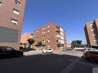 Etagenwohnung in Argés. Gb gestión inmobiliaria vende excelente piso en la localidad de