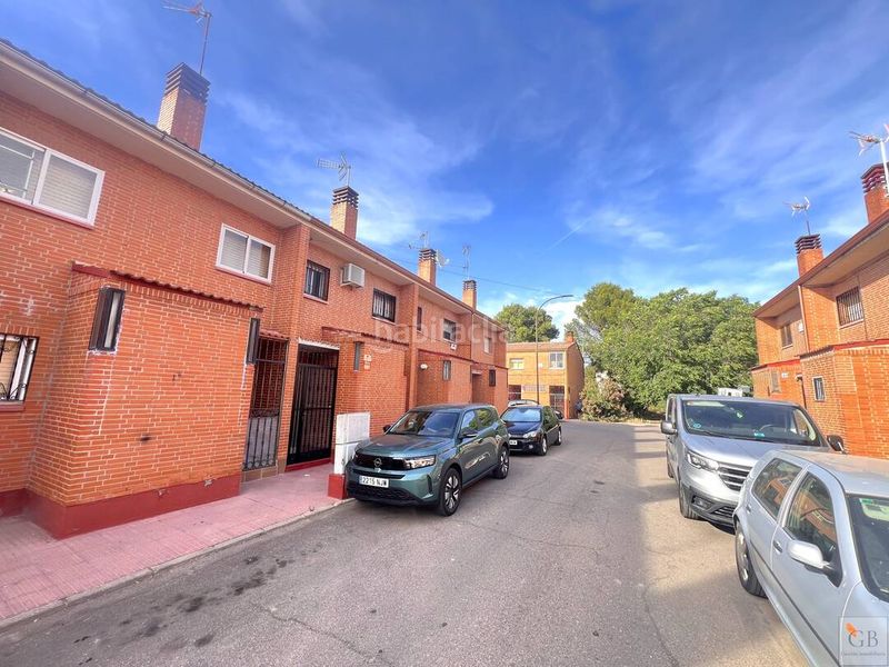 Foto 7d4e0477-4d6a-4c59-be7e-12b66a37f7bf. Casa adossada amb calefacció a Santa Olalla