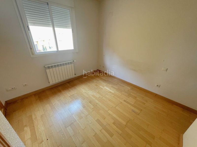 Foto e25e4e06-3300-43b8-b3ec-2b82c9d7c8e3. Dúplex amb calefacció aparcament piscina a Avenida Europa-San Antón Toledo