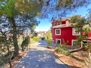 Chalet en Buenavista-Valparaíso-La Legua. Gb gestión inmobiliaria vende chalet independiente en valparaíso