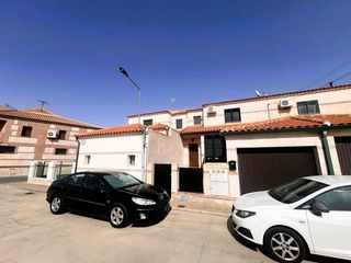 Chalet à Noez. Gb gestion inmobiliaria vende excelente chalet en noez, toledo