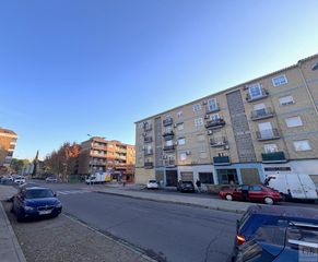 Flat in Palomarejos. Gb gestión inmobiliaria vende piso en el barrio de palomarejos,