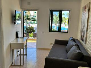 Apartamento  Avenida avenida de tenerife. Calima homes vende estupendo apartamento