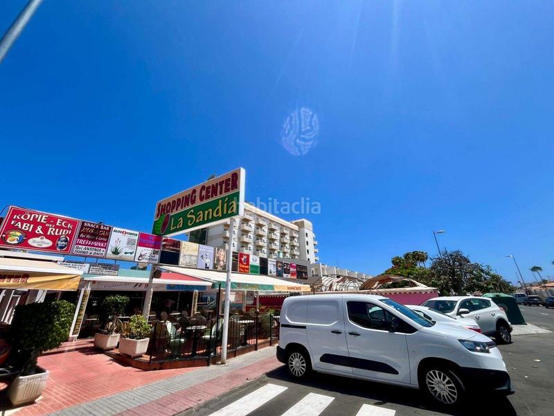 Foto a9c1a1ad-aad7-4efa-9721-3cdd7d91840f. Alquiler local comercial calima homes alquila luminoso local en San Bartolomé de Tirajana