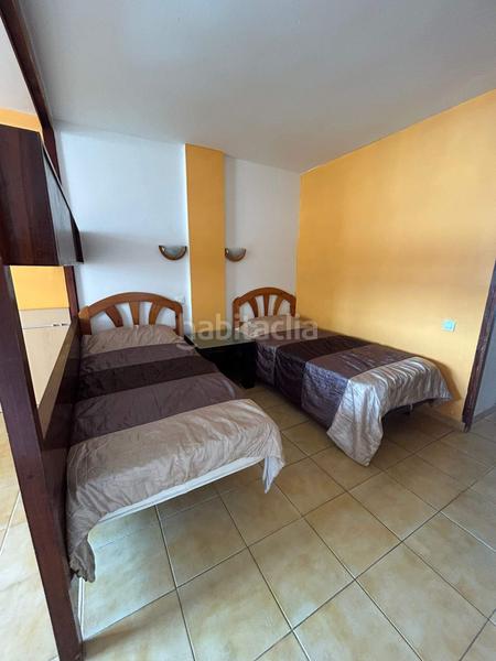 Foto 949090a4-6215-4529-ab91-a355f2f24c88. Estudi amb piscina a Playa del Inglés San Bartolomé de Tirajana