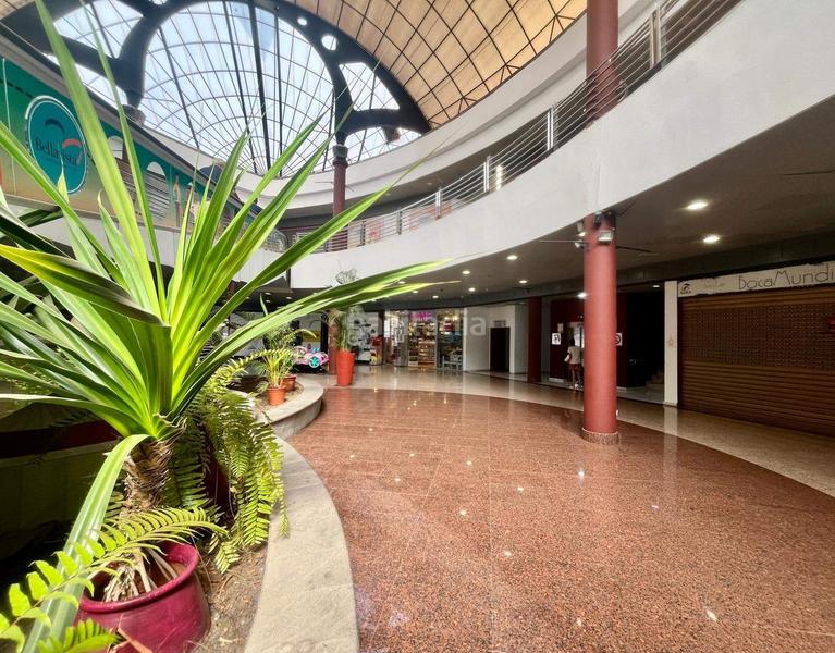 Foto c8703987-8d4c-4d60-80cf-c5de94c2d457. Alquiler local comercial calima homes alquila local en maspalomas en San Bartolomé de Tirajana
