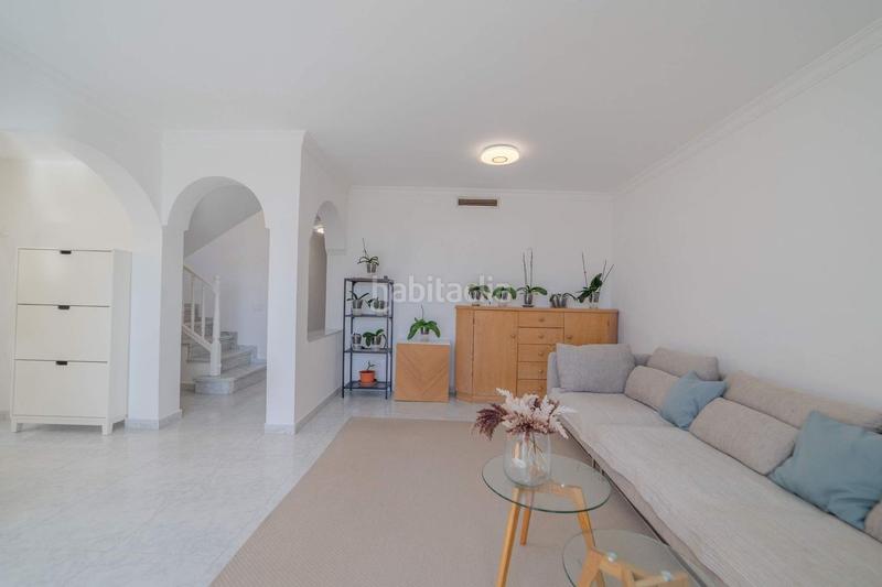 Foto a31f4b2c-34a9-4b88-ad8c-684cad89e425. Casa adossada amb piscina a San Fernando San Bartolomé de Tirajana