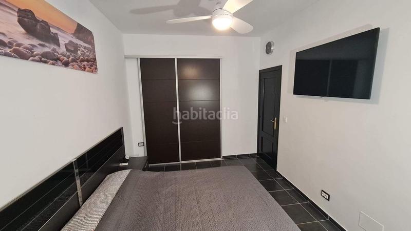 Foto 02e09c1f-d37a-41a6-a59f-c24b0ffa0e10. Casa adossada a Vecindario - El Doctoral - Cruce de Sardina Santa Lucía de Tirajana