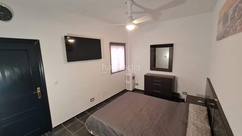 Foto 8f50e613-88ac-4b90-9656-4be9b6316438. Casa adossada a Vecindario - El Doctoral - Cruce de Sardina Santa Lucía de Tirajana