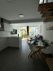 Dúplex  De gran canaria. Calima homes presenta en exclusiva este espectacular bungalow en