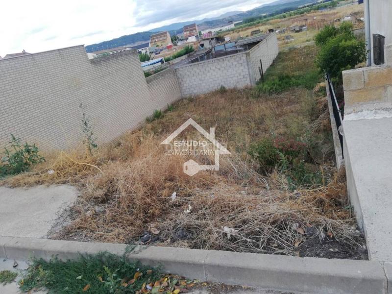 Foto ed475259-9436-4ebc-8158-6e447a2ca171. Finca rústica a Mendavia