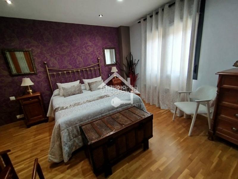 Foto 10625171-1351-445c-8fe8-76b4afe2ec40. Reihenhaus mit heizung parking pool in Viana