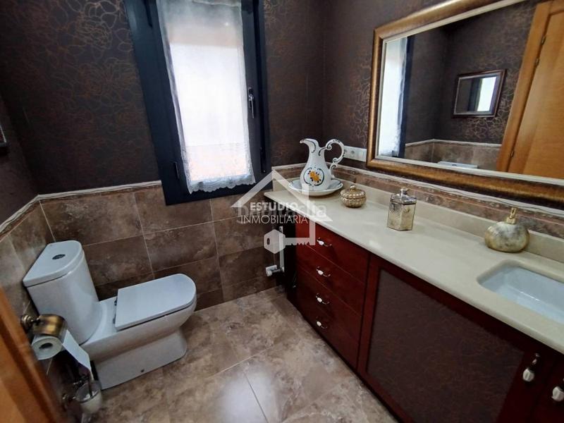 Foto 2ae8f810-dc1c-4982-aa89-6049b2c8b1ed. Reihenhaus mit heizung parking pool in Viana