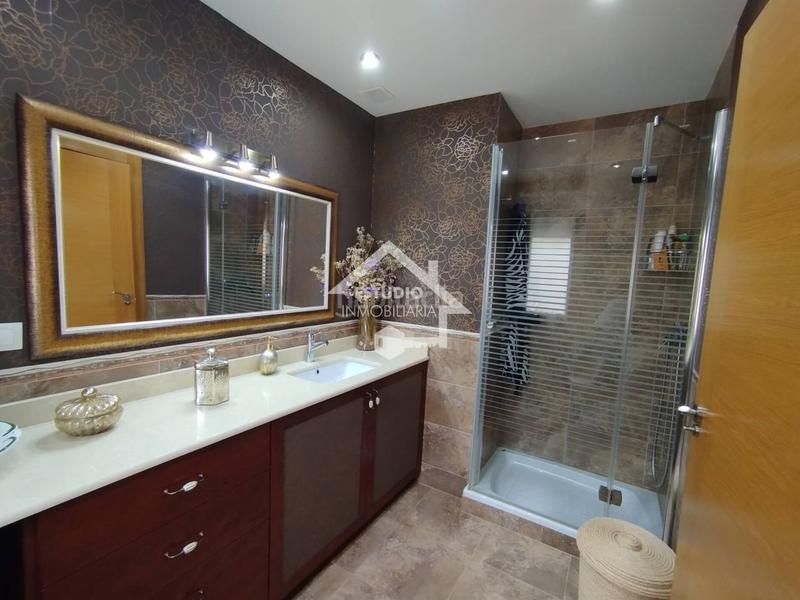 Foto 2f6107b6-efb2-4c6a-a828-73a8cc9e1334. Reihenhaus mit heizung parking pool in Viana