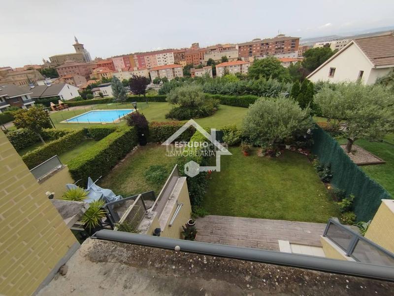 Foto 40018ad6-f605-4df2-bf81-80dcd3fd8f07. Reihenhaus mit heizung parking pool in Viana