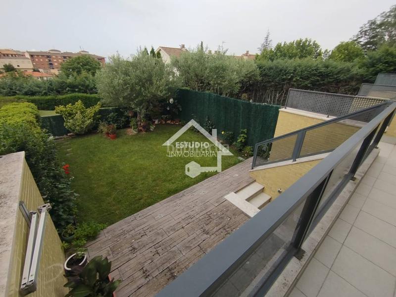 Foto 49e73648-b95f-49d0-a80a-1adb12817bbf. Reihenhaus mit heizung parking pool in Viana