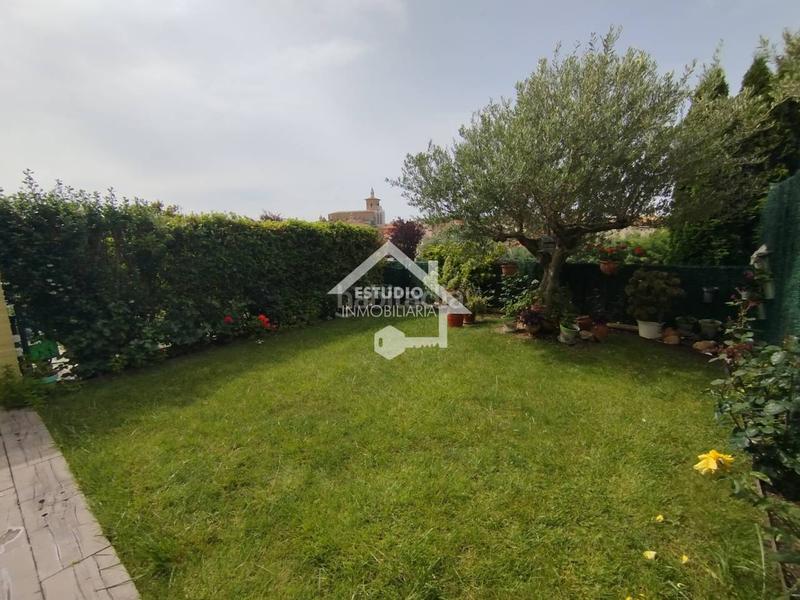 Foto 86120b95-1341-4d88-9e7d-3216c6d14926. Reihenhaus mit heizung parking pool in Viana