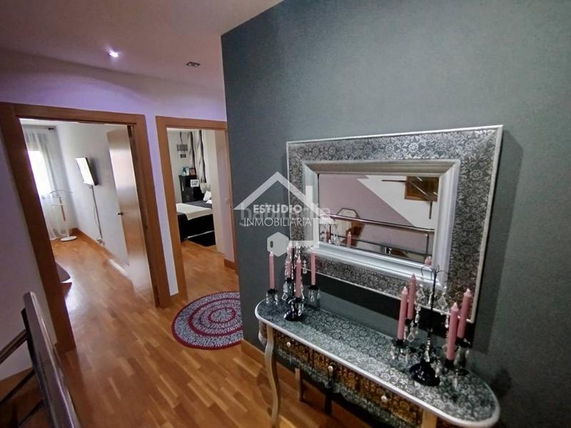 Foto c6649fb4-c7c7-4342-acb3-9dbe3f28aa07. Reihenhaus mit heizung parking pool in Viana