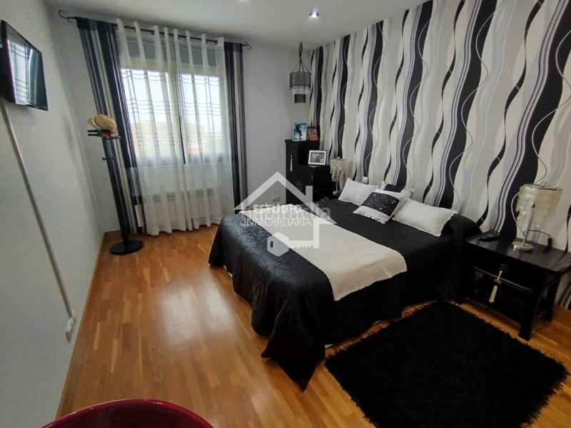 Foto c74dc086-634f-44e2-94f9-c950ce8647a8. Reihenhaus mit heizung parking pool in Viana