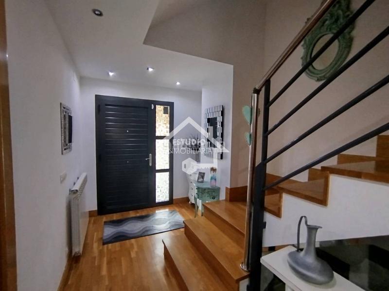 Foto ced1aaf9-f611-4477-84d9-d055176cf675. Reihenhaus mit heizung parking pool in Viana