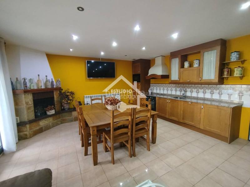 Foto cf778991-14a4-4753-9bc7-7ad73bf4ffd9. Reihenhaus mit heizung parking pool in Viana