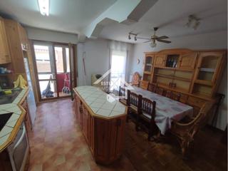 Pis  Centro parroquial. Venta de piso en lodosa