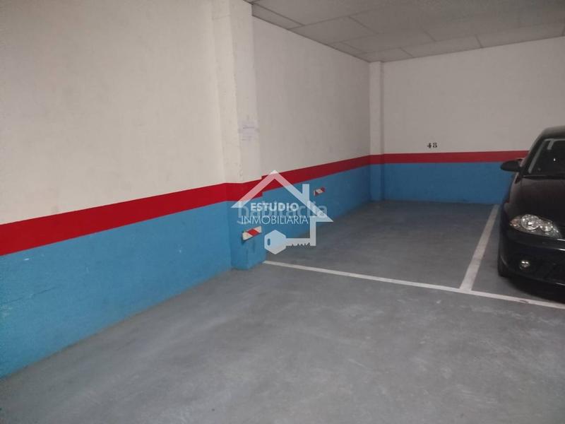 Foto 3164aa0b-aa4f-4fb1-88ca-9206dec8ddb6. Car parking in Oeste Logroño