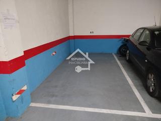 Aparcament cotxe  Rafael azcona. Venta de garaje en logroño oeste!