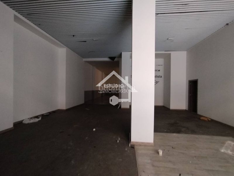 Foto d9384444-a287-4f37-bb98-de011d69b38e. Local comercial a Gran Via Logroño