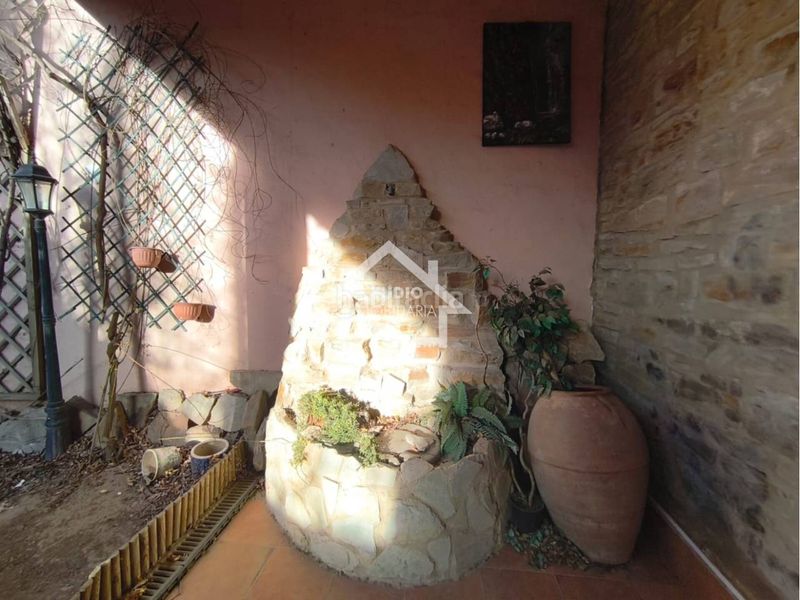 Foto 29e33a63-c38a-4ce6-adb0-7c6ed468d246. Casa amb calefacció aparcament a Mendavia
