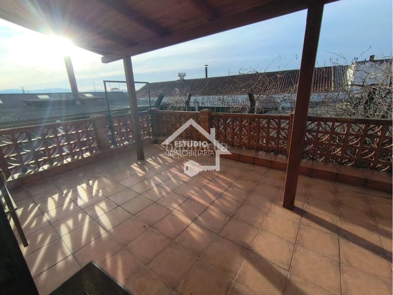 Foto ba290430-8bde-487f-85e8-37b15a22b1c7. Casa amb calefacció aparcament a Mendavia