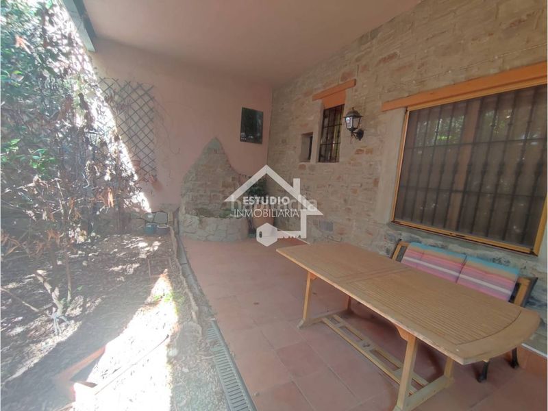 Foto ce0f6963-74c4-4252-83fa-a5a4275e1cde. Casa amb calefacció aparcament a Mendavia