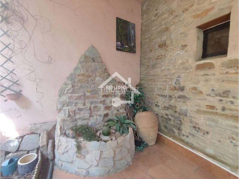 Foto e17cfabb-f2ea-478b-a579-986dfe5fc333. Casa amb calefacció aparcament a Mendavia