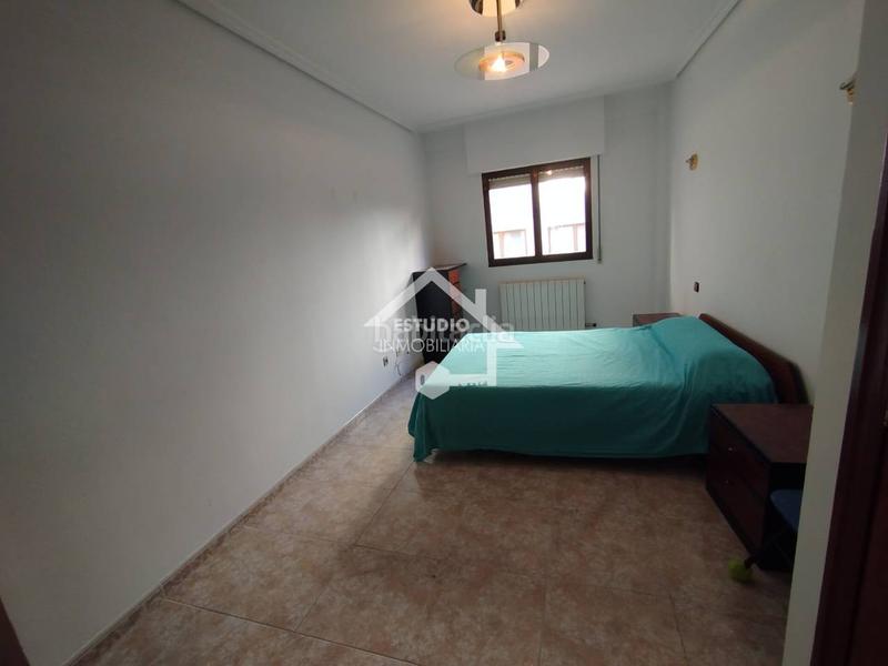 Foto d89d9723-990e-4850-9f99-c6a9de6d9c69. Appartement avec chauffage parking dans Oyón / Oion