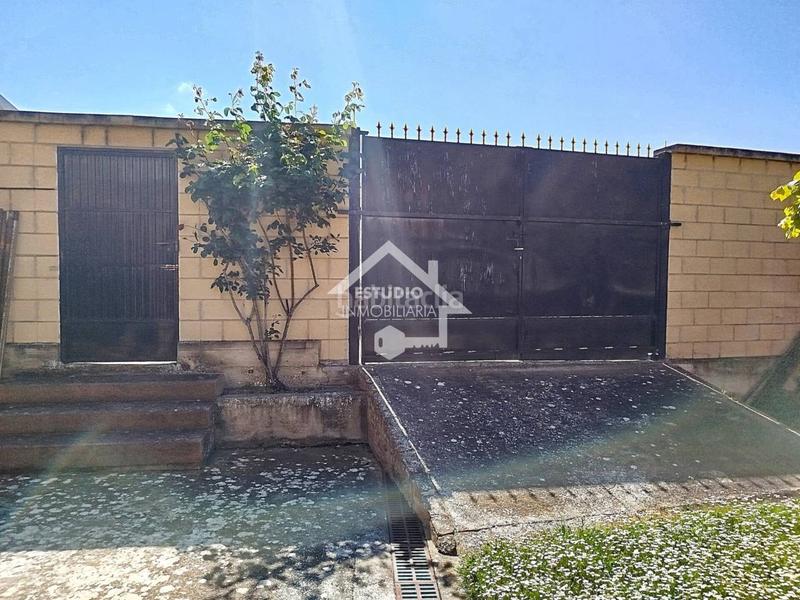 Foto 1327e4f0-25f3-490d-92f1-8d3b910391e4. Haus mit heizung parking pool in Viana