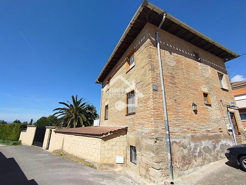 Foto 154b6ac4-2779-4706-87bb-406b6d8de651. Haus mit heizung parking pool in Viana