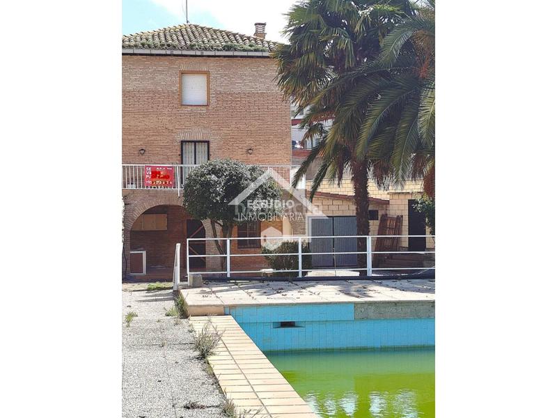Foto 65dcc6d6-d3a1-4ce8-a4df-0c230ae98de5. Haus mit heizung parking pool in Viana