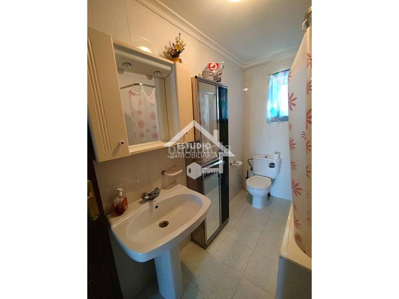 Foto 96c4f573-e07e-426d-aca3-a07eddb018d4. Haus mit heizung parking pool in Viana