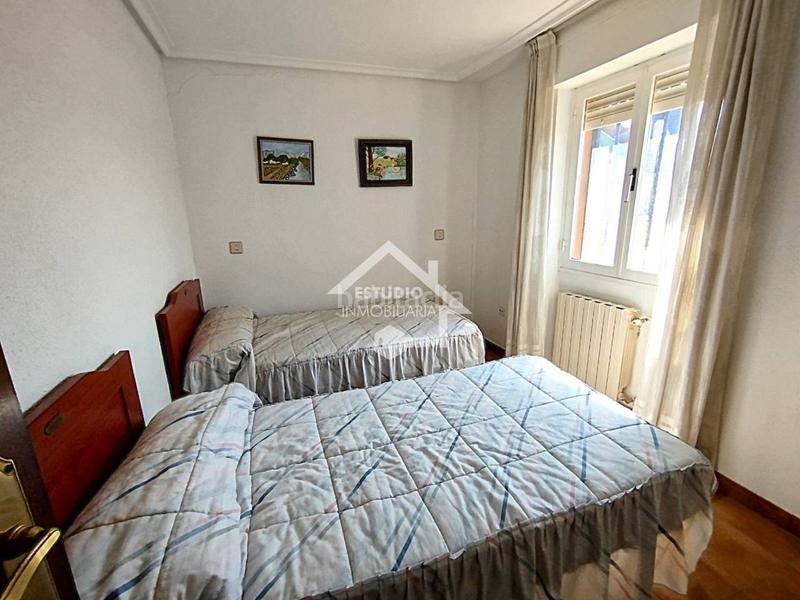 Foto dcfc7a10-f405-4179-a752-0360ccc832a4. Haus mit heizung parking pool in Viana