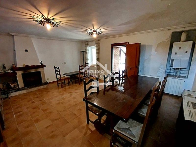 Foto f43f26c4-6e74-4983-a5a7-49b046b05d0f. Haus mit heizung parking pool in Viana