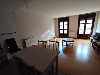 Pis  Medio de santa maría. Venta de piso en viana