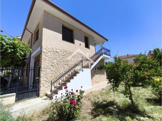 Chalet  Río linares. Venta de bonito chalet en mendavia