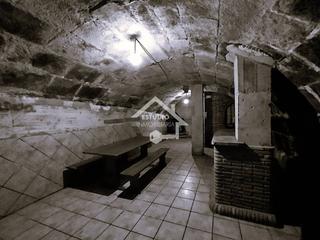 Local Comercial  Navarro villoslada. Bodega mas trastero en venta en viana