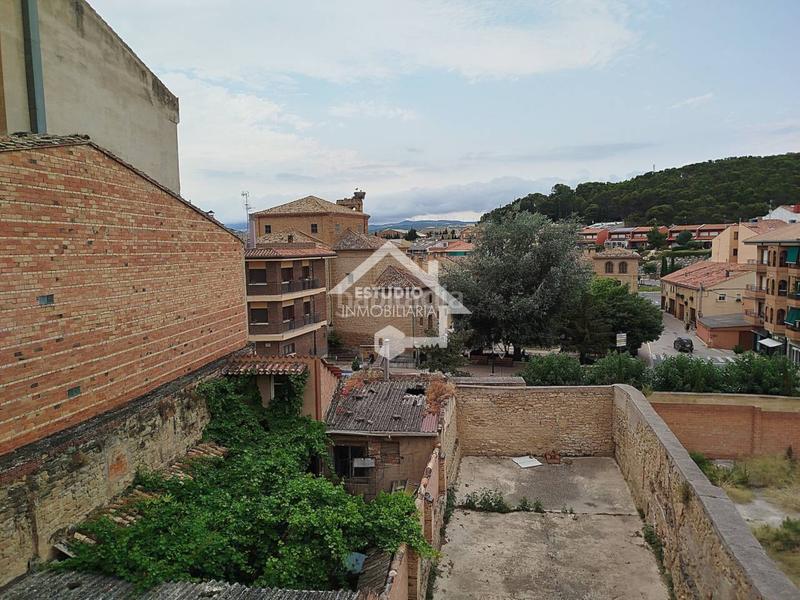 Foto 0b876db3-6e11-400b-853b-190422ef9bd7. Dúplex amb calefacció aparcament a Viana