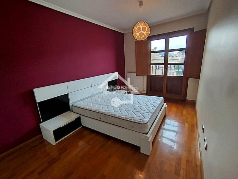 Foto 4db65130-8927-43f5-af1b-7eeb303fdef4. Dúplex amb calefacció aparcament a Viana